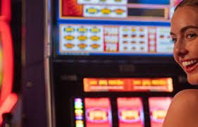 Pertemuan bisnis membahas peluang kolaborasi industri sports dan casino di Indonesia